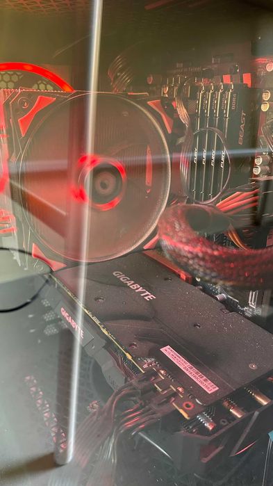 PC editare/gaming, 64GB RAM, Nvidia RTX 2070 8GB, SSD Samsung EVO, cu monitor Benq, 4K 10 bit, tastaura si mouse.