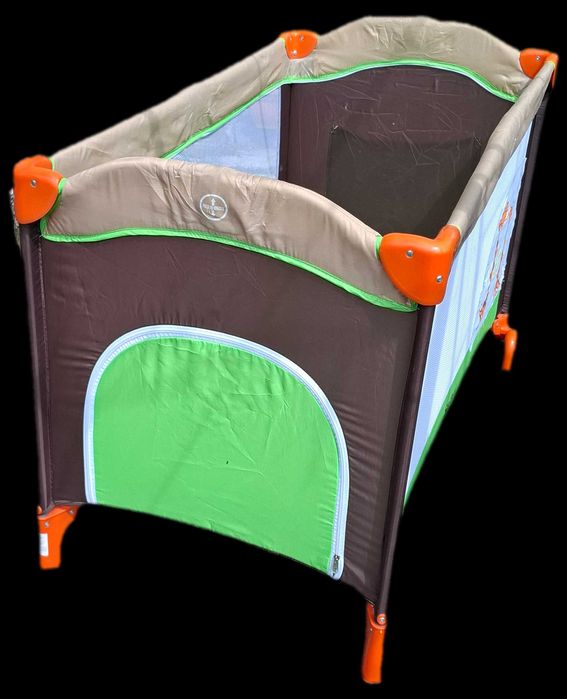 Детска сгъваема кошара с подарък люлка