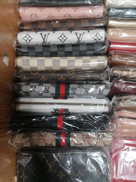 Portofel Guess /Louis vuitton