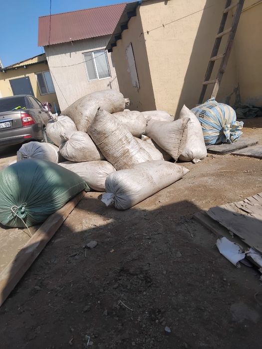 Продам строительные отходы.