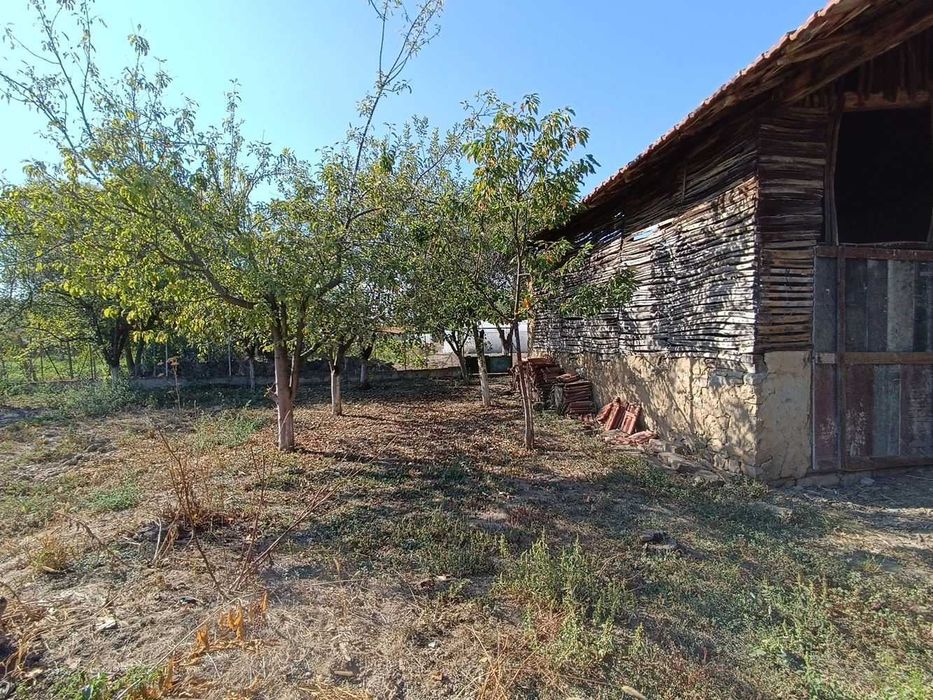 Продава се Къща в с. Върбица, Област Велико Търново - 70 кв.м за 328 €/кв.м - Снимка #17