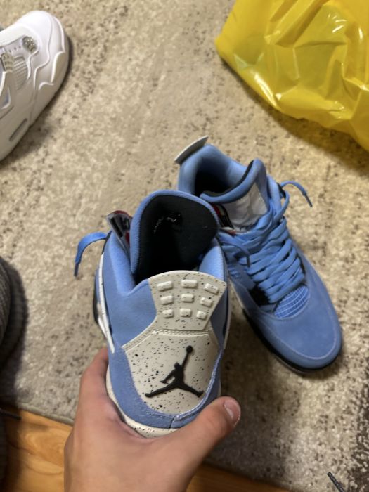 Air Jordan 4 University blue ( Unc)