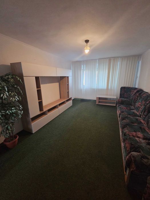 Apartament 2 camere cu centrala proprie de inchiriat