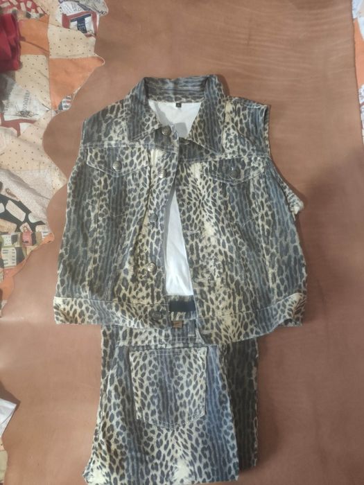 Set Designer Just Cavalli – Vestă M + Pantaloni IT 29 – Italy