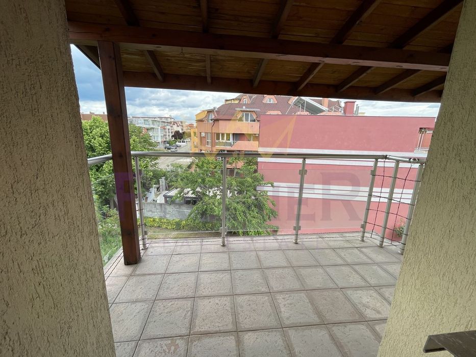 Продава се Тристаен апартамент в Несебър - 97 кв.м за 1227 €/кв.м - Снимка #9