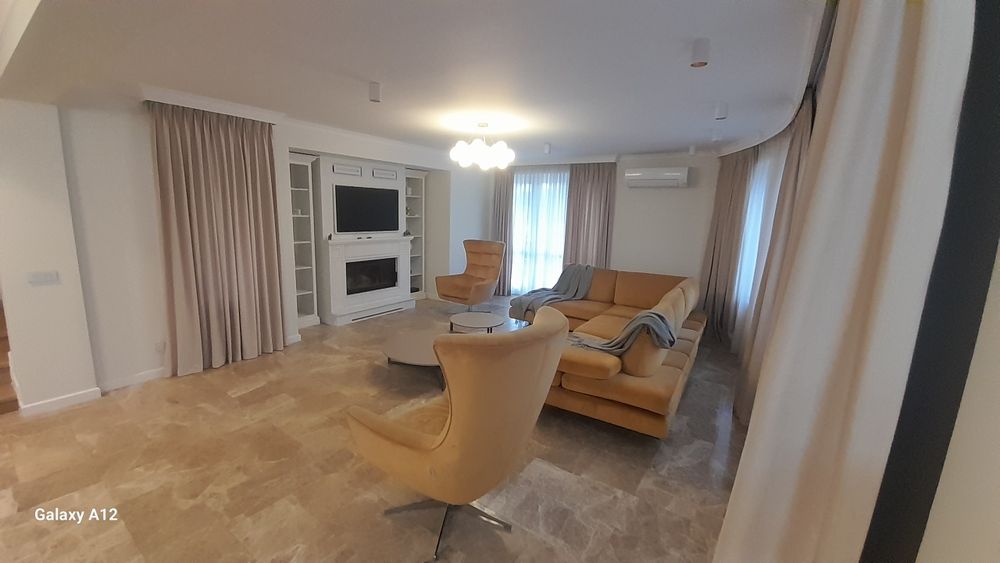 Vand Vila Lux-Exclusivista-Mobilata complet!