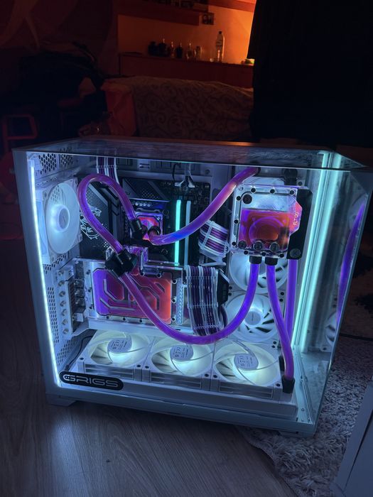 CUSTOM  GAMING PC 3090  13700kf 32GB RAM