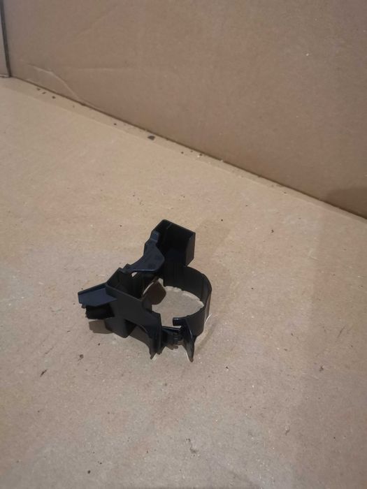 Държач кабели Mercedes E Class W213