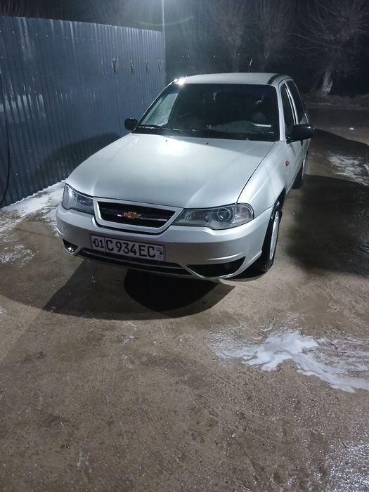 Nexi 2 sotiladi yili 2009 narxi 40 mln harajati 4 ta balon