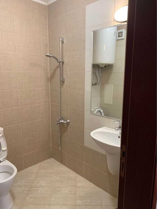 Двустаен имот в Бъкстон