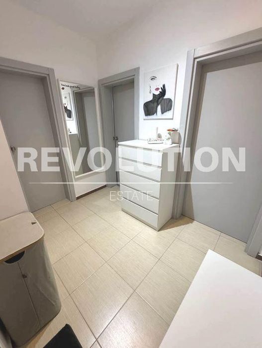 Дава се под наем Двустаен апартамент в к.к. Св.Св. Константин и Елена - 75 кв.м за 800 € - Снимка #4