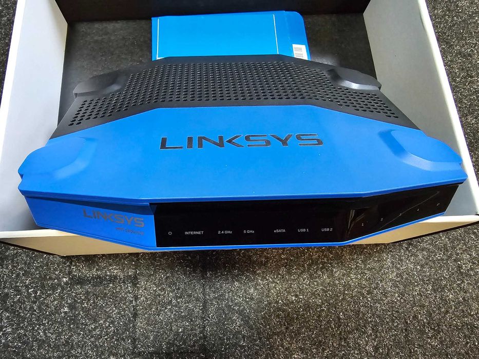 Router Linksys 1900 ACS v2