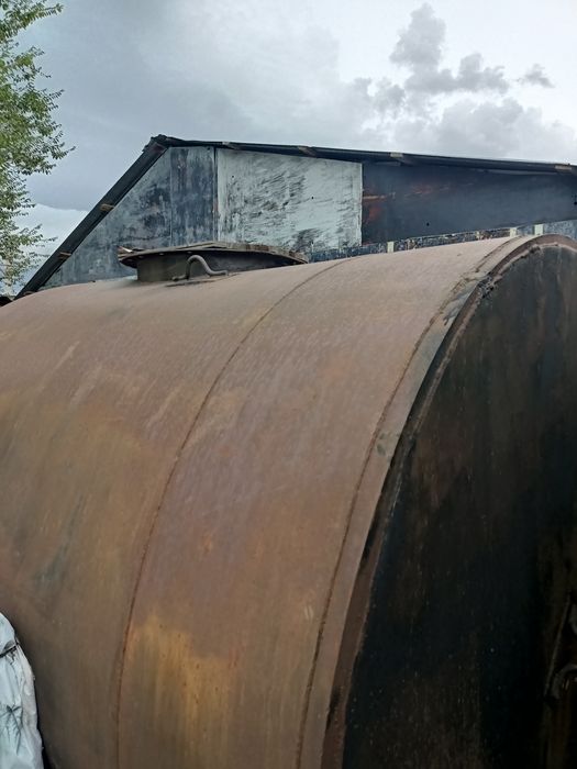 Продается ёмкость 3 куба