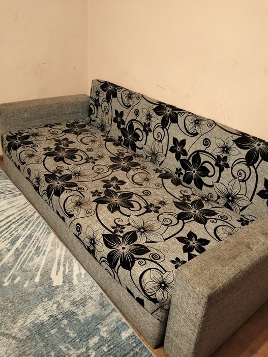 Продам диван не дорого самовывоз