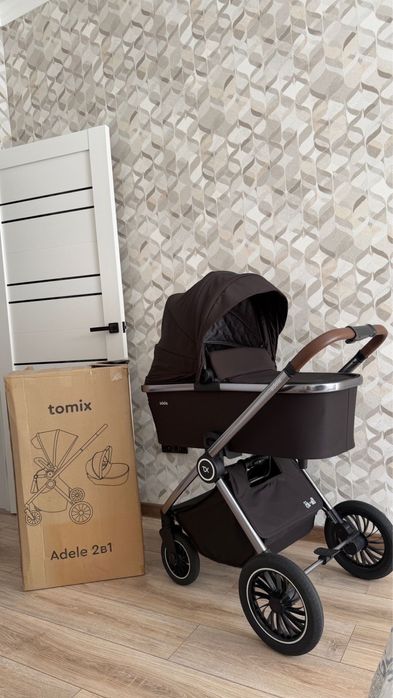 Продам детскую коляску Tomix Adele 2в1