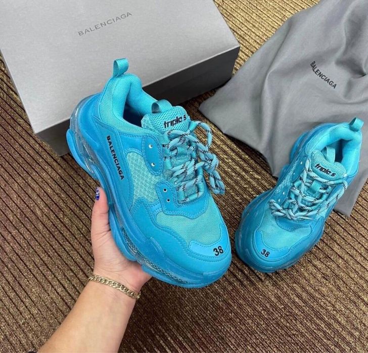Balenciaga triple s