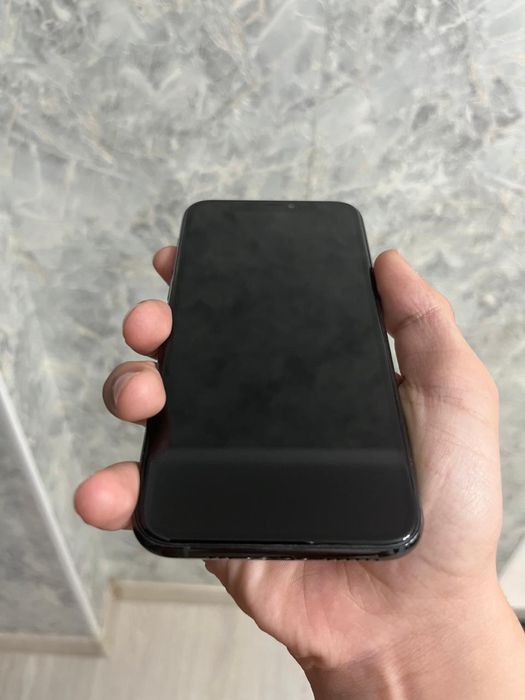 Айфон 11 про идеал обмен есть