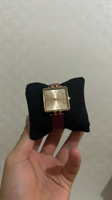 Женские часыыыыыы