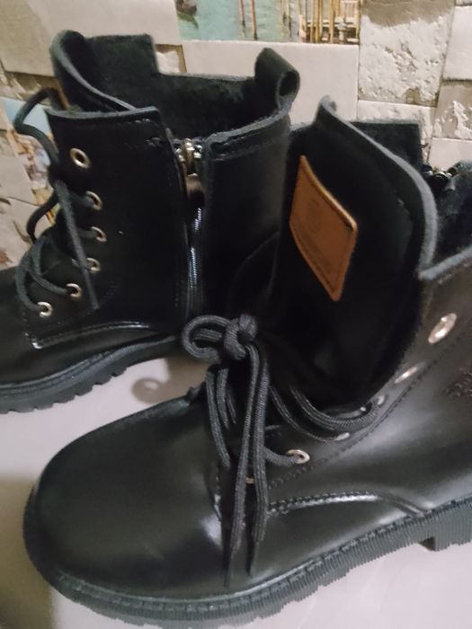 Ботинки осенние новые