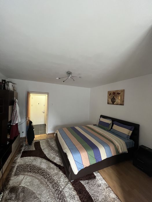 Garsoniera Dristor metrou