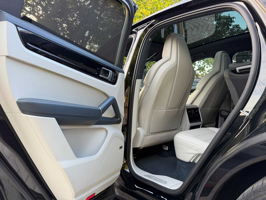 Vand Porsche Cayenne Coupe !!!
