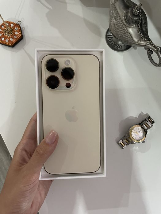 Продам iPhone 14 pro 256 gold