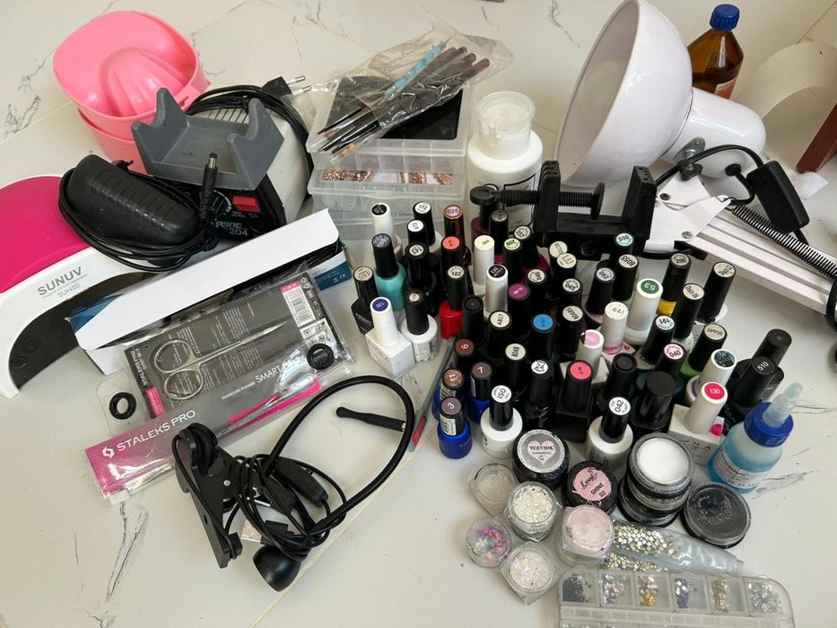 Продам Маникюрный набор