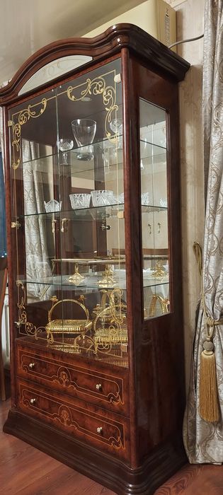 Сервант для гостиной