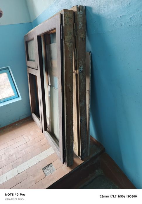 Ромлар айнек сотилади 2 донна