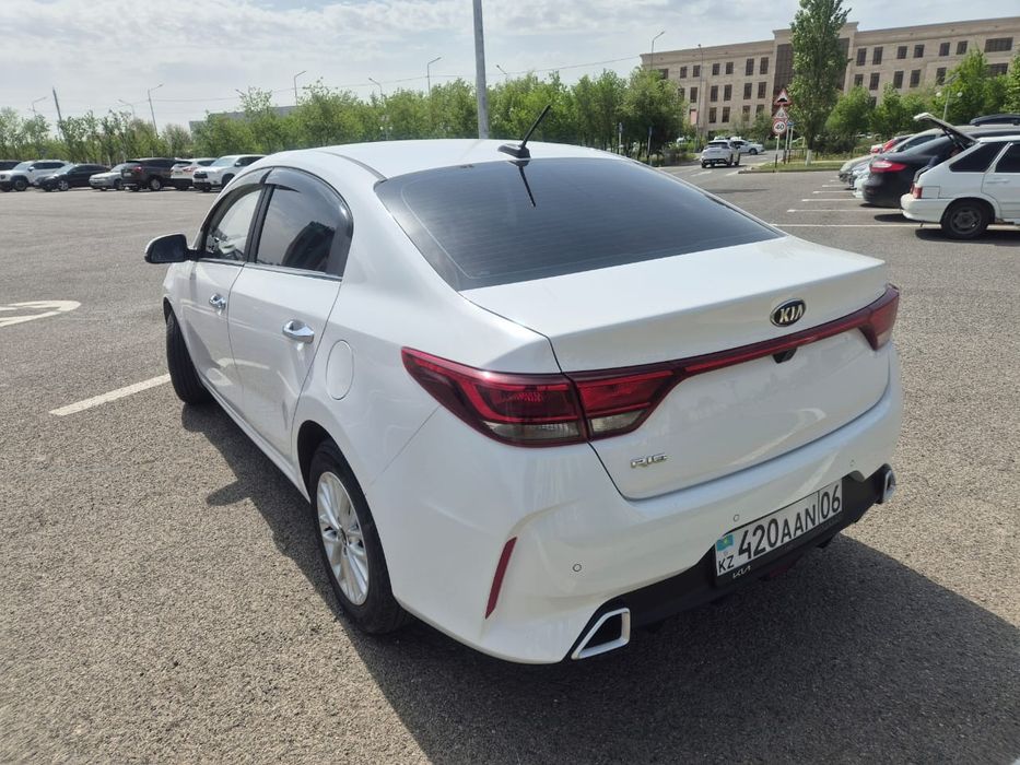Автомашины Киа Рио