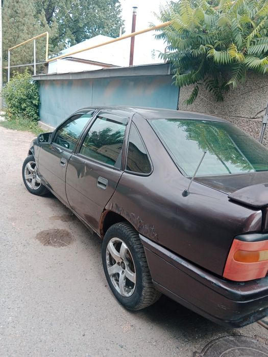 Продам машину за 400 000