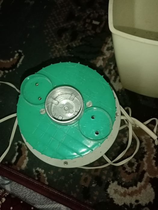 Соковыжималка сок аппарат