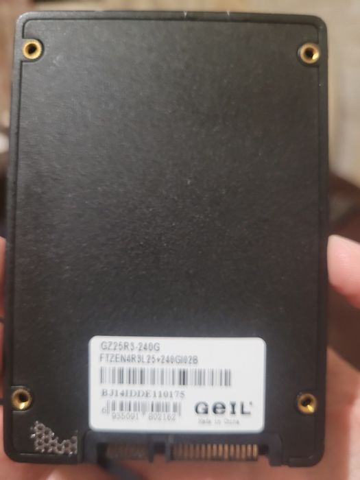 Ssd zenith 256g .