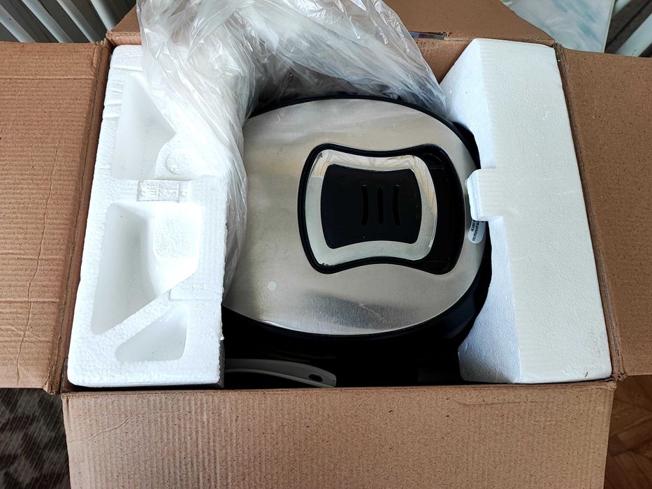 Мультиварка REDMOND