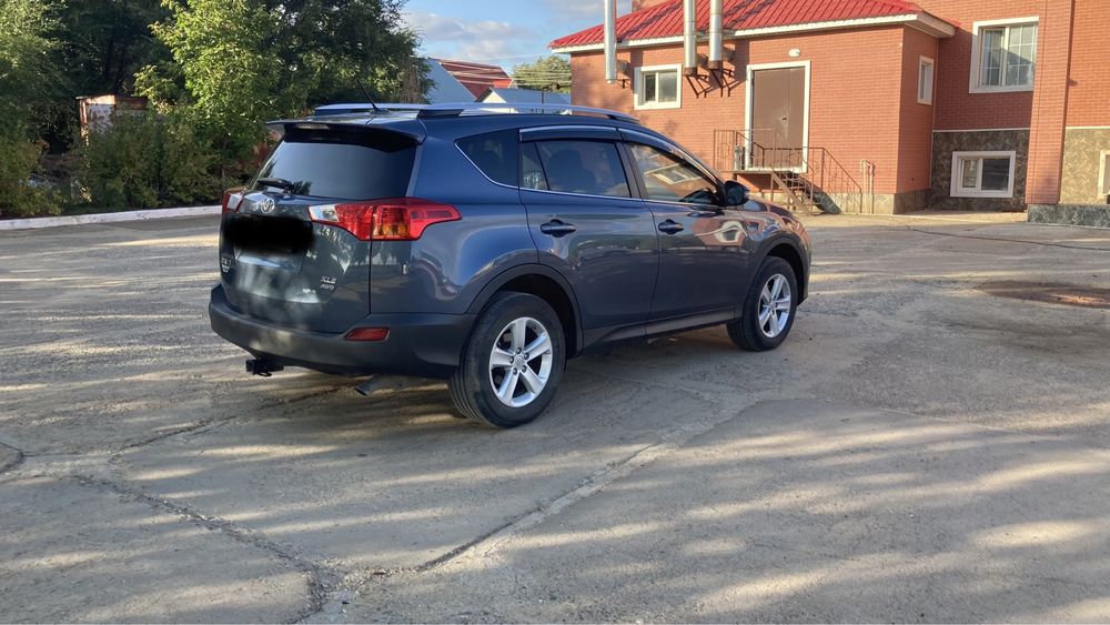 Продам авто Toyota Rav4