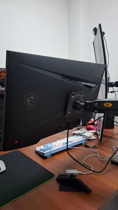 MSI – 27″ Optix G274QPX GamingMonitor, IPS,1mc, 240hz, WQHD(2560×1440)