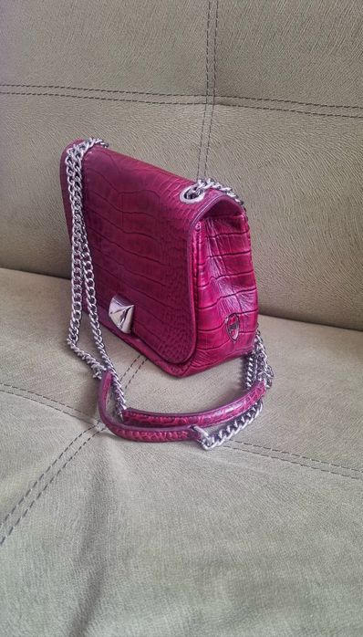 Чанта, естествена кожа, датска марка Leowulff, цвят бордо