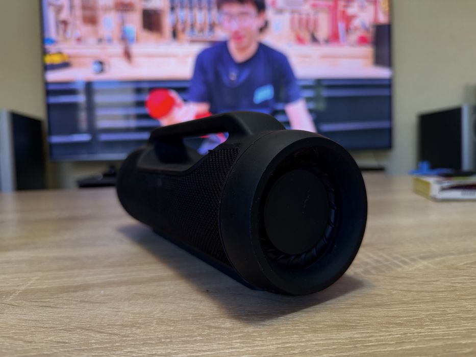 Продавам блутут колонка Audiologic  2х5W