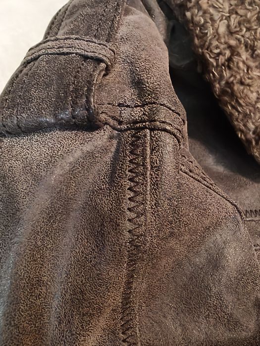 Geaca piele naturala model vintage