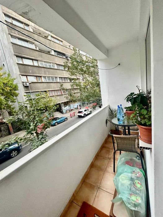 Apartament de vanzare 2 camere Sala Palatului - Athenee Palace