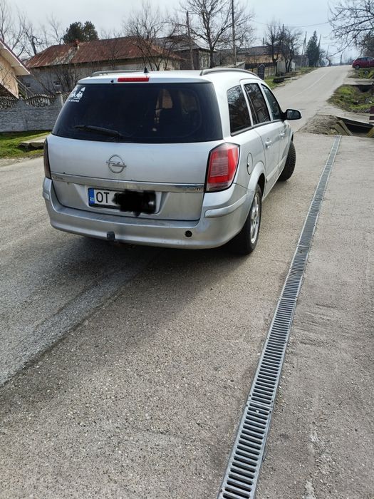 Opel Astra H  1,7 cdti