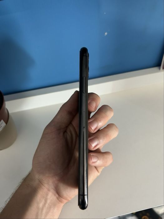 iPhone 11 Pro Max – 83% | 64Gb | Impecabil
