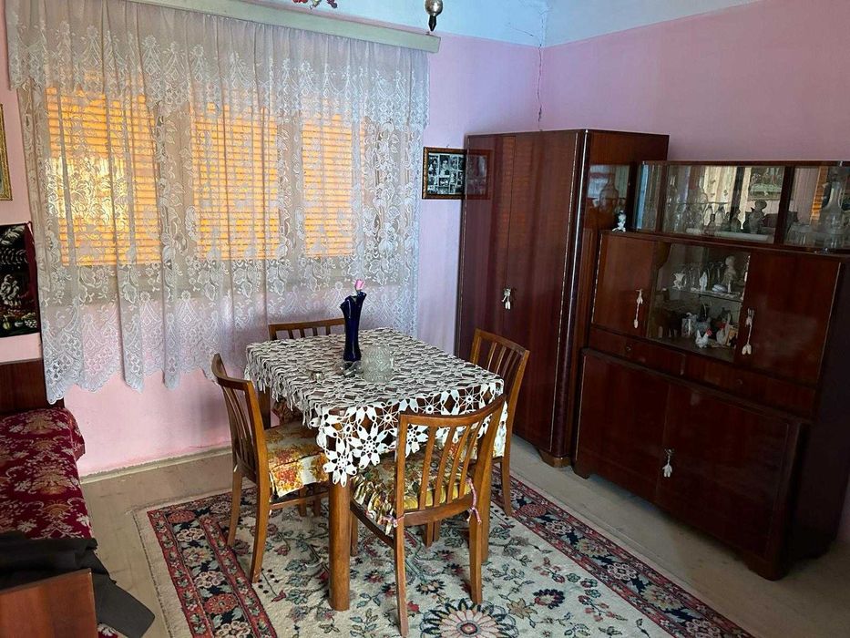 Casă Tăut cu 2 clădiri și teren generos (2507mp)