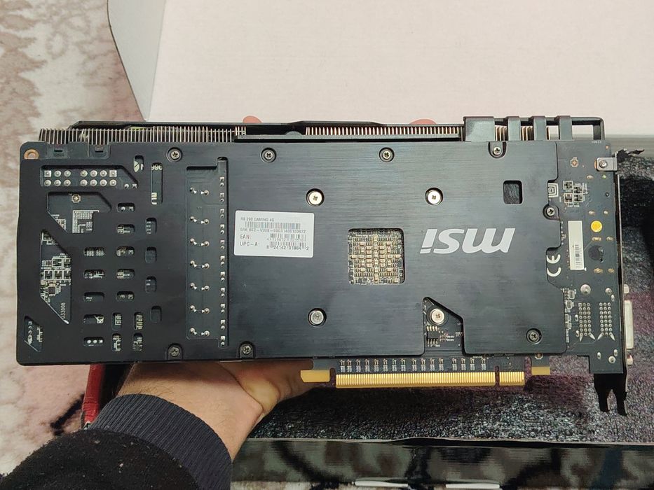 Продам видеокарту R9 290 4gb Msi