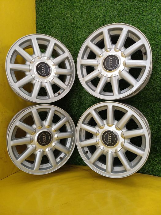 Диски R15 4x108 ромашки на Audi.