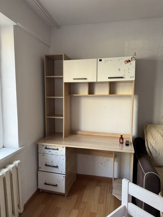 Детская кровать, шкаф