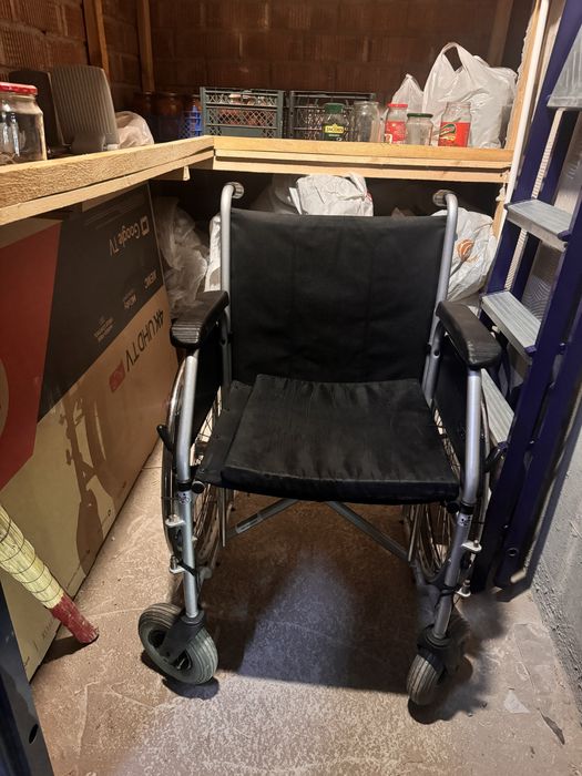 Кресло-коляска