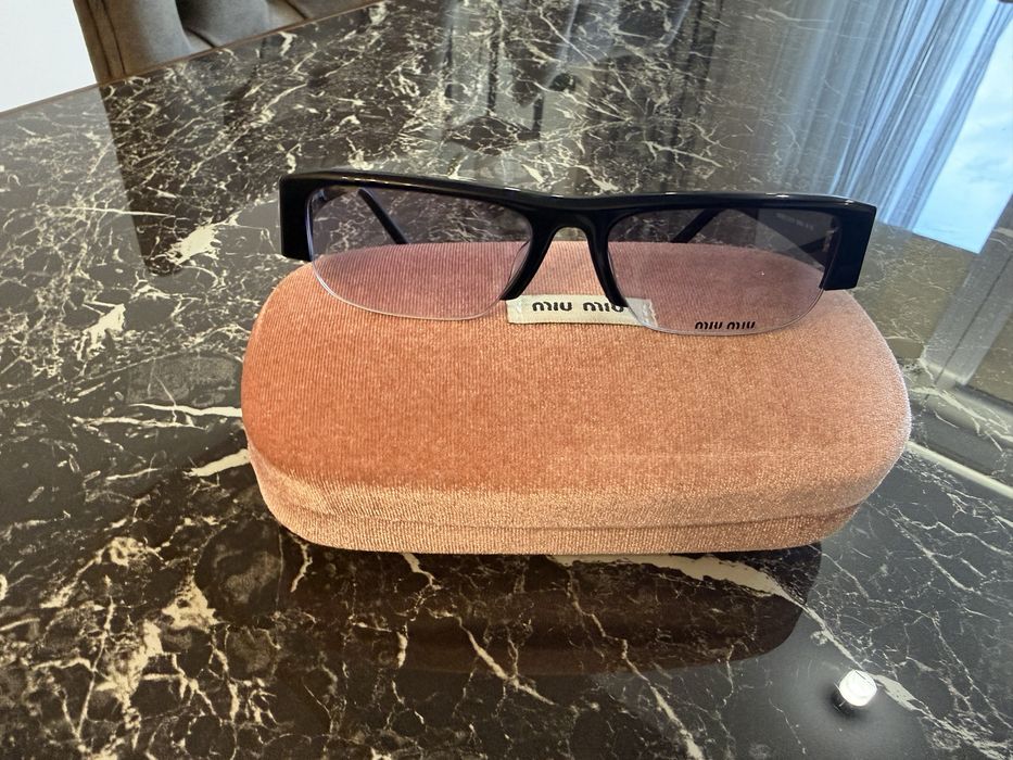 Miu Miu очила 16K04O