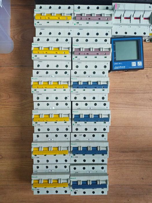 Aparataj tablouri electrice nefolosite