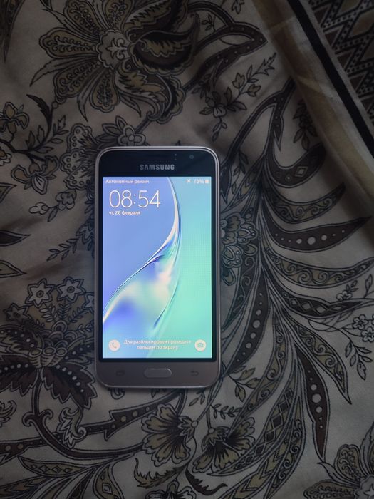 Продам samsung galaxy j 120f